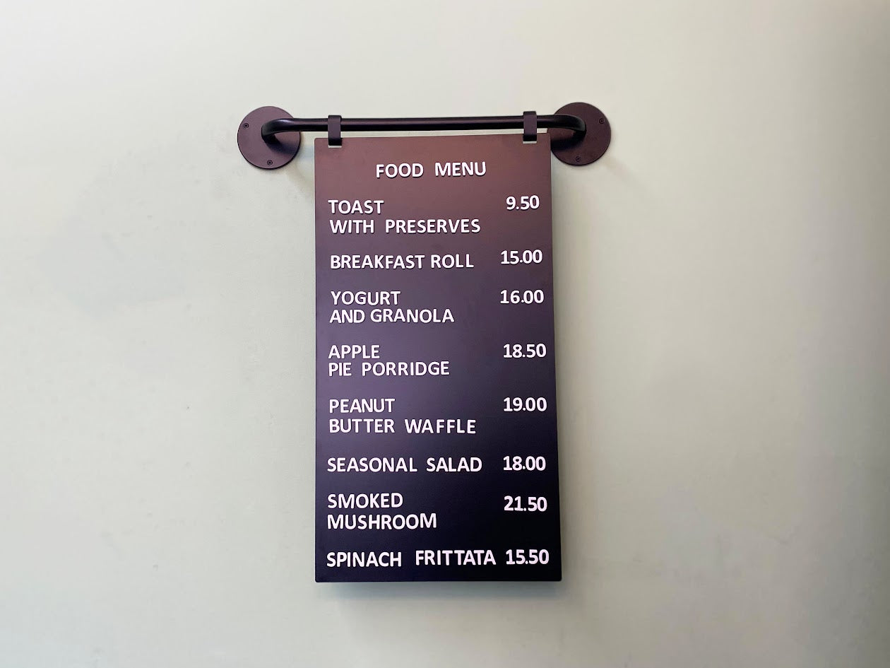 A magnetic price display board designed for easy price updates in restaurants, cafes, and other businesses. The board features magnetic letters that stay in place but can be quickly rearranged for promotions, menu changes, or seasonal offers. This restaurant menu board with letters ensures a neat, organized display while maintaining a professional appearance. Ideal for businesses that need to update pricing and offers regularly, the board helps create a clear and engaging customer experience.