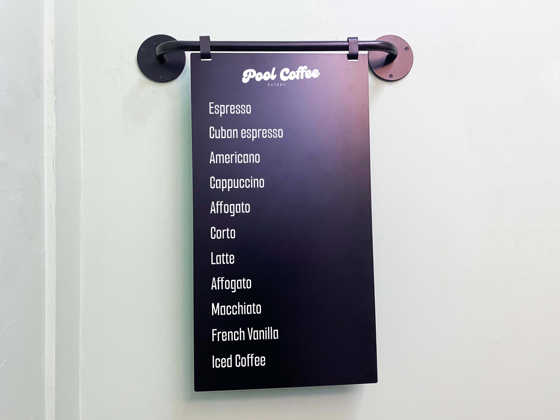 The restaurant menu board with letters allows for clear and organized display of pricing and offerings. This board is ideal for busy restaurants that need to update their menu regularly. With magnetic letters, you can easily change your pricing and promotions without compromising the professional appearance of your business.

