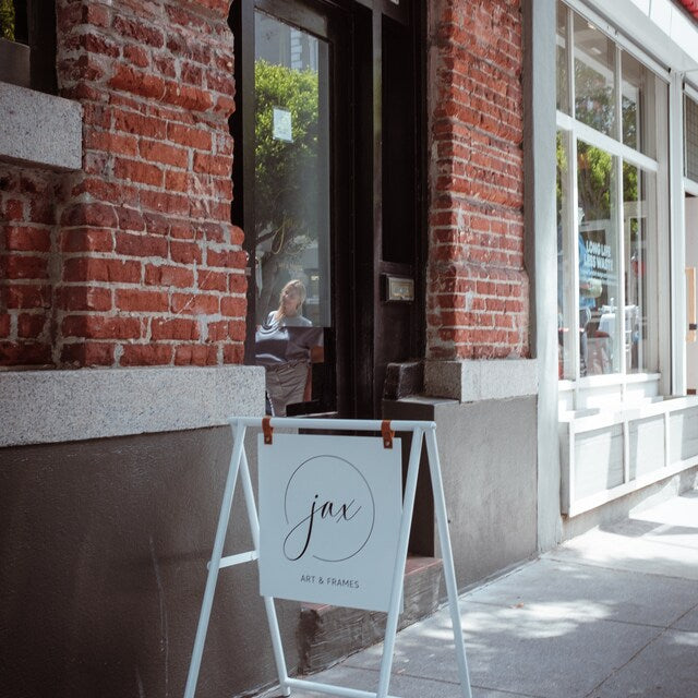 Clean, durable, and designed to stand out – make your message shine.