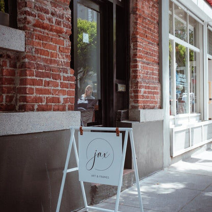 Clean, durable, and designed to stand out – make your message shine.