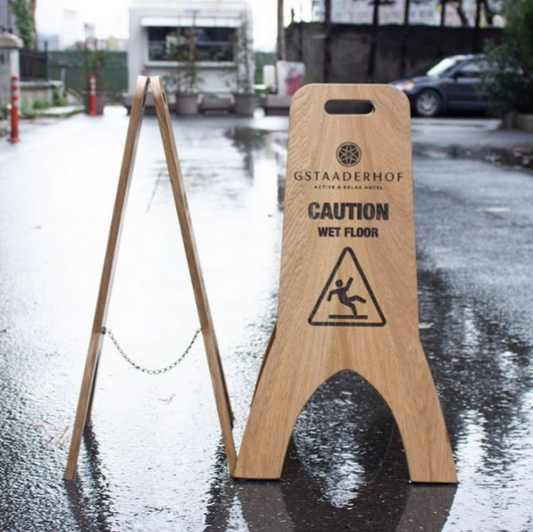 Ideal for hotels, schools, and cafes, this sign offers blank or printed options. Its durable wooden design provides a professional and stylish way to keep customers and staff safe.

