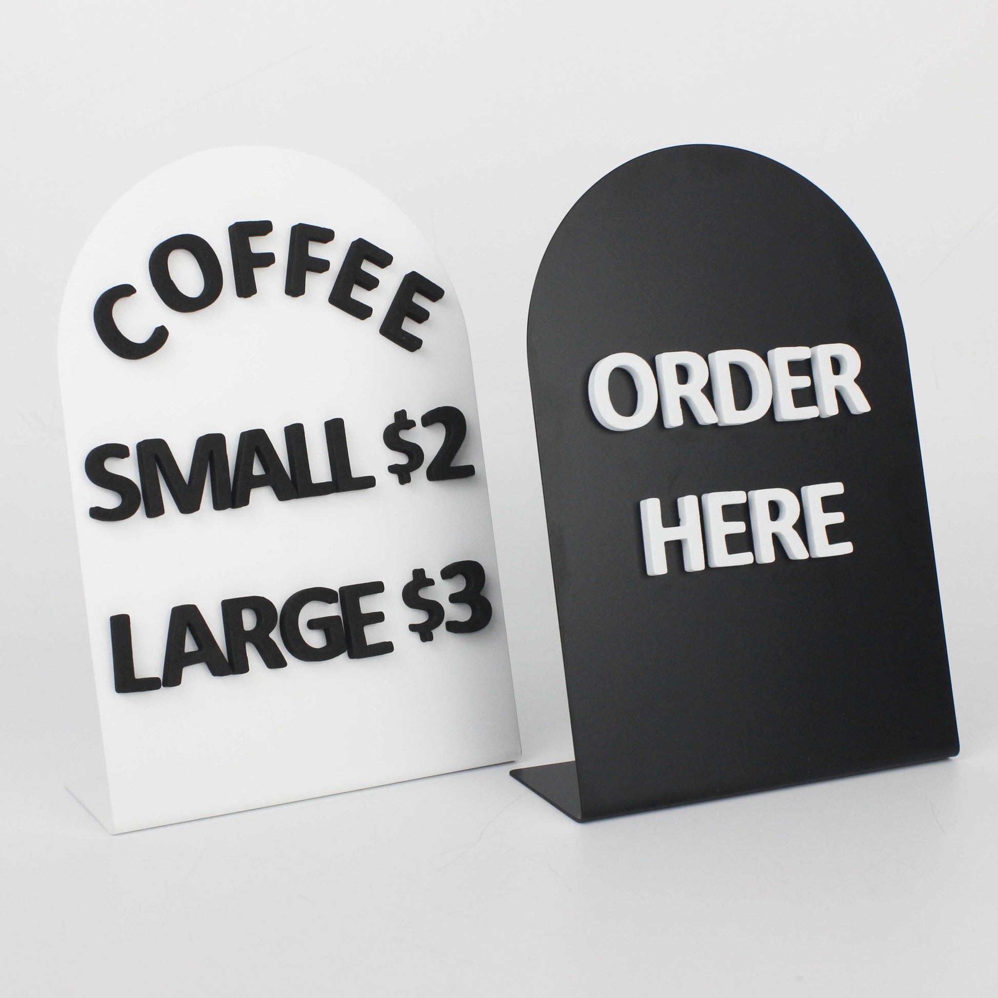 Black and white durable metal tabletop panels with foam magnetic letters, customizable for displaying menus, prices, or messages. Perfect for cafés, restaurants, and other businesses seeking a stylish and functional communication solution.