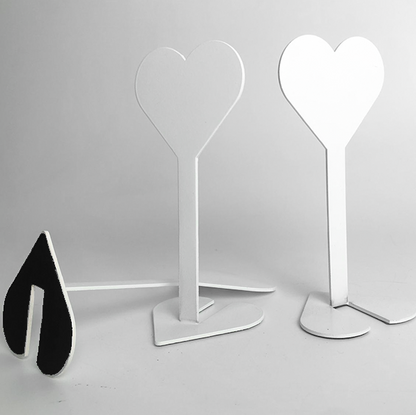 Customizable Love Theme: Ideal for weddings, anniversaries, and Valentine’s Day, this sign can be personalized with custom prints that reflect your unique style and brand identity, creating a memorable experience for diners.

Business Table Number
Wedding Table Numbers
Restaurant Table Numbers
Cafe Table Numbers
Custom printing table numbers
table top
table stand