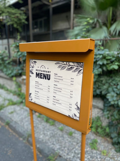 The Rechargeable Led Menu Board is designed to be as flexible as possible, making it ideal for businesses with changing display needs. Whether you're running a pop-up shop, a café, or a retail store, this board can be used as a free-standing unit or mounted on a wall. Its lightweight and portable design mean you can move it around easily, and because it comes with a detachable LED light, you can even use it for photo opportunities, making it perfect for events or special occasions. The Rechargeable Led Menu