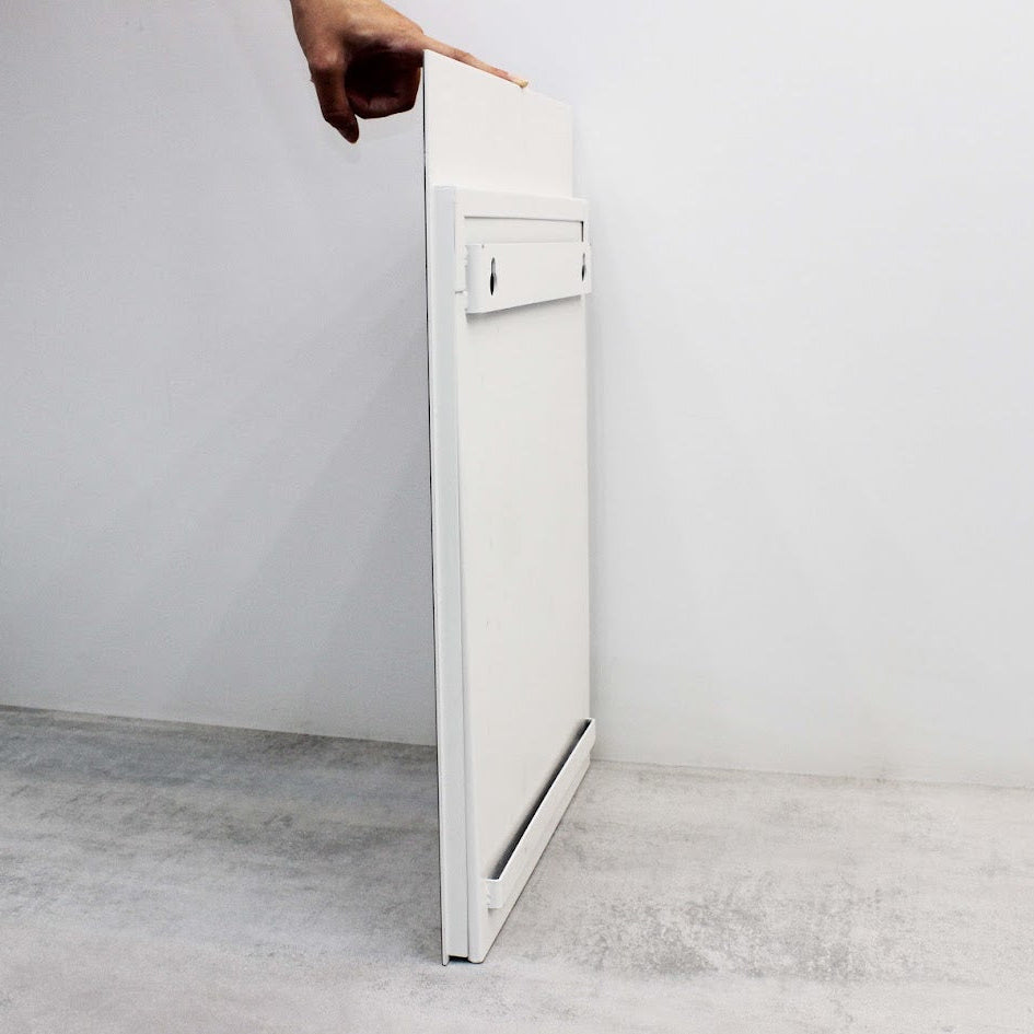 A modern wall sign with a brass frame, this magnetic menu box ensures your menus stay protected and stylishly presented.

