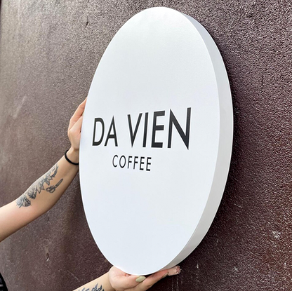 Round Signs Board: Created with various design options, this round signs board provides the perfect area to highlight your brand.

Round Cafe Sign: This specially produced round cafe sign helps create a warm atmosphere for your café.

Restaurant Sign: This restaurant sign placed at the entrance of your establishment is a great way to welcome your guests.

Printing Round Sign: A printing round sign with customized graphics makes your brand more visible and eye-catching.

wall mounted round sign
wall hanging 