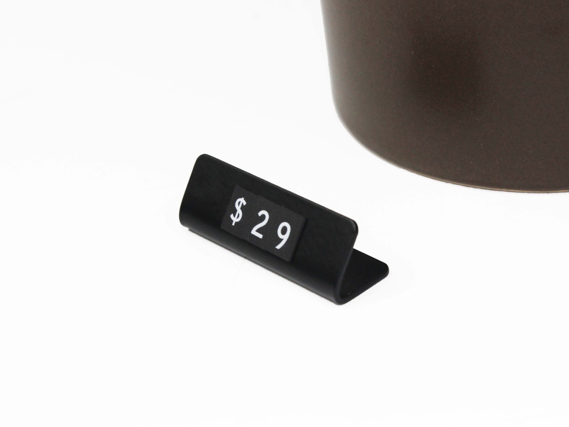 "Make your event displays or pop-up shop stands more organized and professional with versatile magnetic pricing tags built for portability and style."





"Efficient and tidy workspace setup with durable and easy-to-use magnetic labels."







