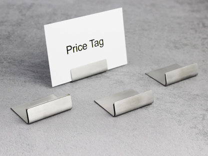 This stainless steel price tag card holder combines functionality with a modern aesthetic. Its sleek design elevates any buffet or retail space, and because it’s made of stainless steel, it resists corrosion and ensures lasting quality.