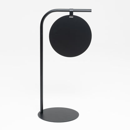 Minimal design meets maximum impact with our standing sign featuring a round panel.