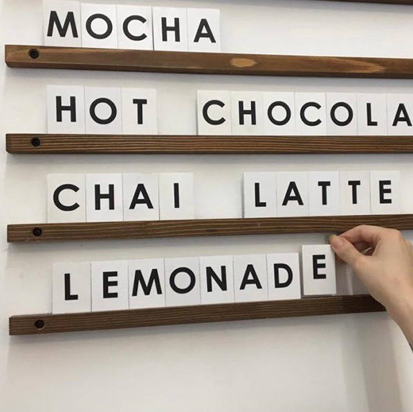 Practical and Convenient: Wooden menu rails with interchangeable letters allow you to quickly update your menu, ensuring guests always receive the latest information.

Aesthetic Appearance: Made from natural wood, these rails add a warm touch to your space and provide a stylish look.

Easy Installation: Designed for simple wall mounting, these rails can be quickly installed without any special tools.

Flexible Design: The easy interchangeability of letters enables you to effortlessly showcase variety and ch