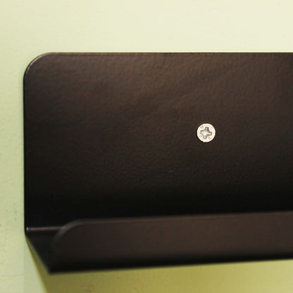 Our wall-mounted metal shelves offer a stylish, sturdy, and customizable storage solution. Available in various sizes and colors, these shelves easily complement your room’s design while saving space. Perfect for kitchens, offices, and cafés, they allow you to organize your essentials neatly and elegantly. These shelves are made for durability, making them ideal for long-term use.

