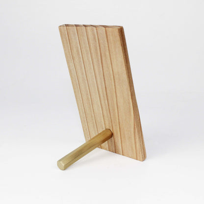 Enhance your tables with a wooden table number sign that’s both functional and decorative. Crafted from natural wood, it features a smooth finish and a compact design. Add QR codes or branding to create a professional yet inviting atmosphere. Ideal for cafes, restaurants, or boutique hotels, it blends seamlessly with other wooden table menu displays for a cohesive look.